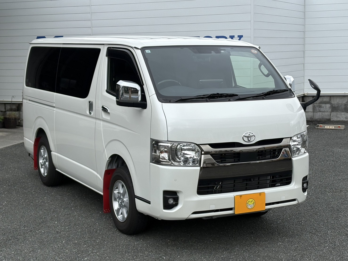 中古車　トヨタ　ハイエース　ご納車